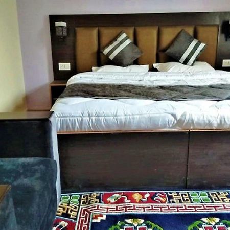 Hotel Kargil Heights Eksteriør bilde