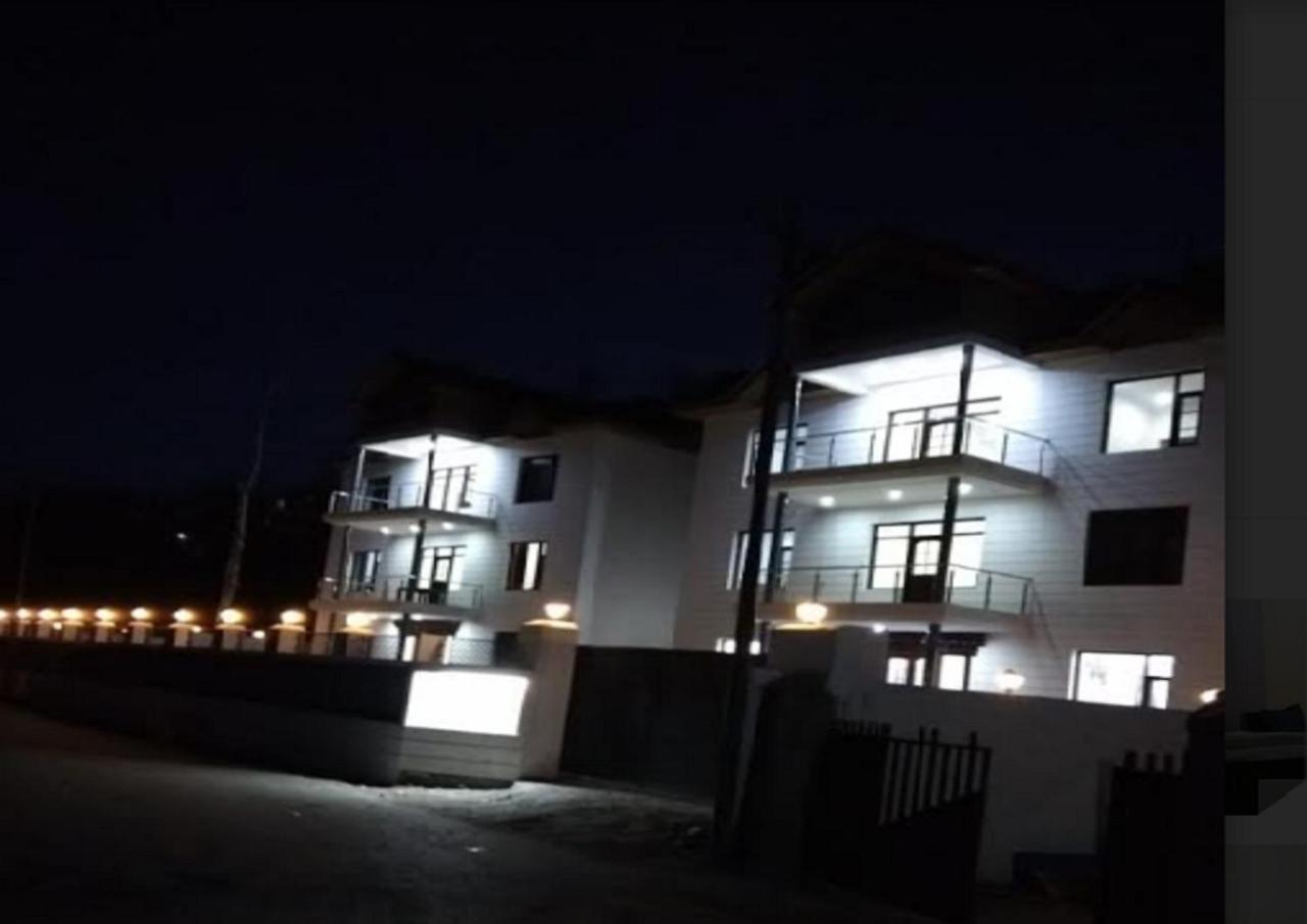 Hotel Kargil Heights Eksteriør bilde