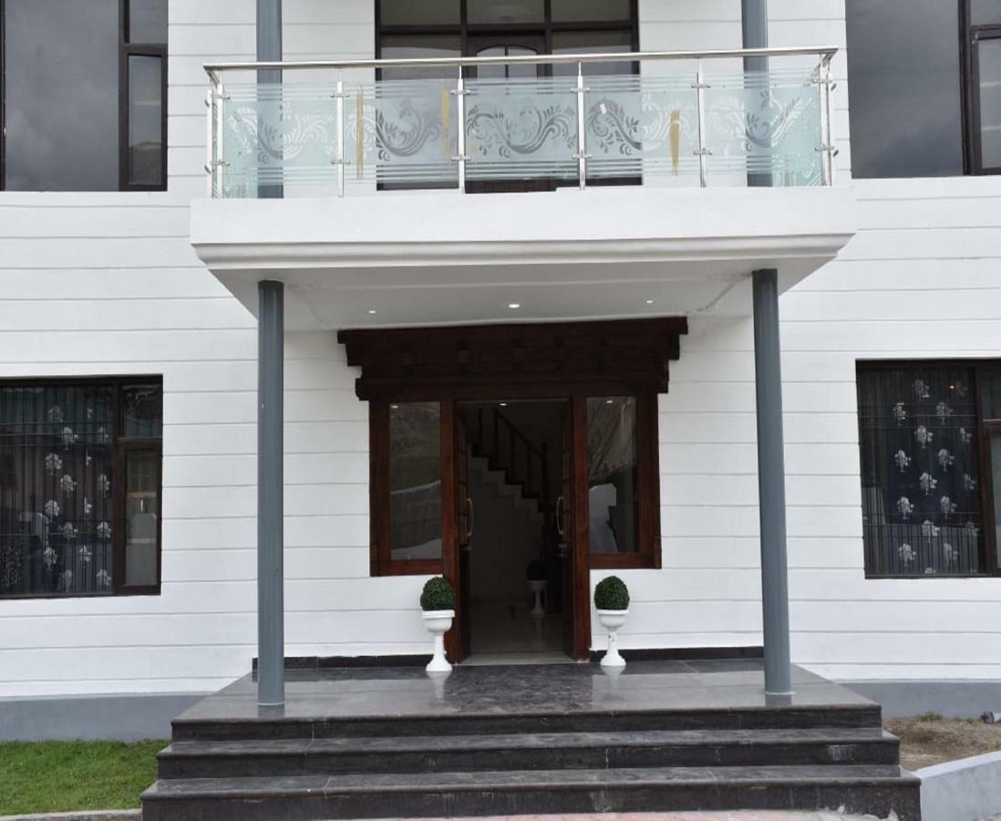 Hotel Kargil Heights Eksteriør bilde