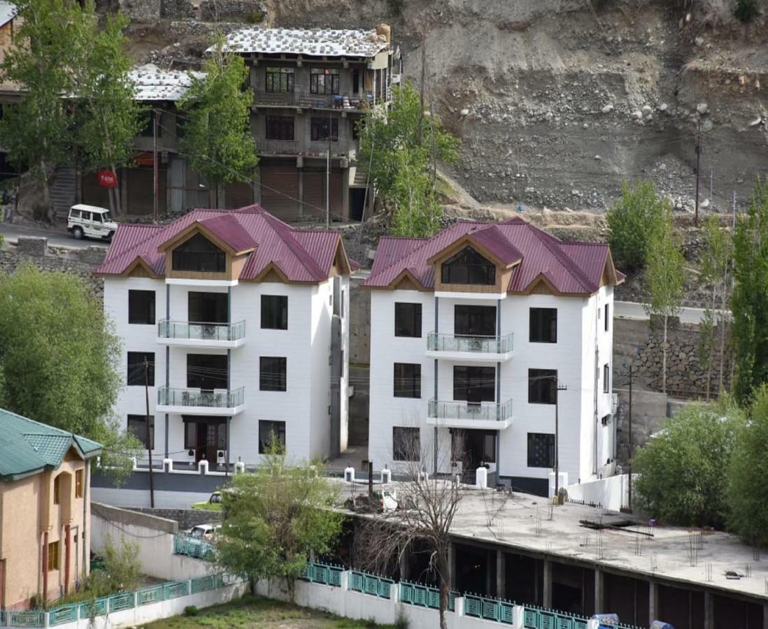 Hotel Kargil Heights Eksteriør bilde