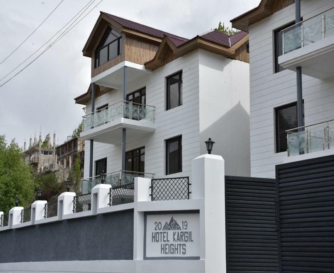 Hotel Kargil Heights Eksteriør bilde